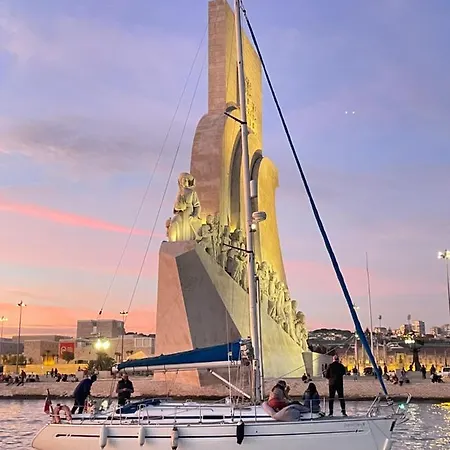 Veleiro Oceanico De 12 M Úszó hotel Lisboa