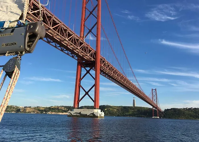 Veleiro Oceanico De 12 M Båthotell Lisboa